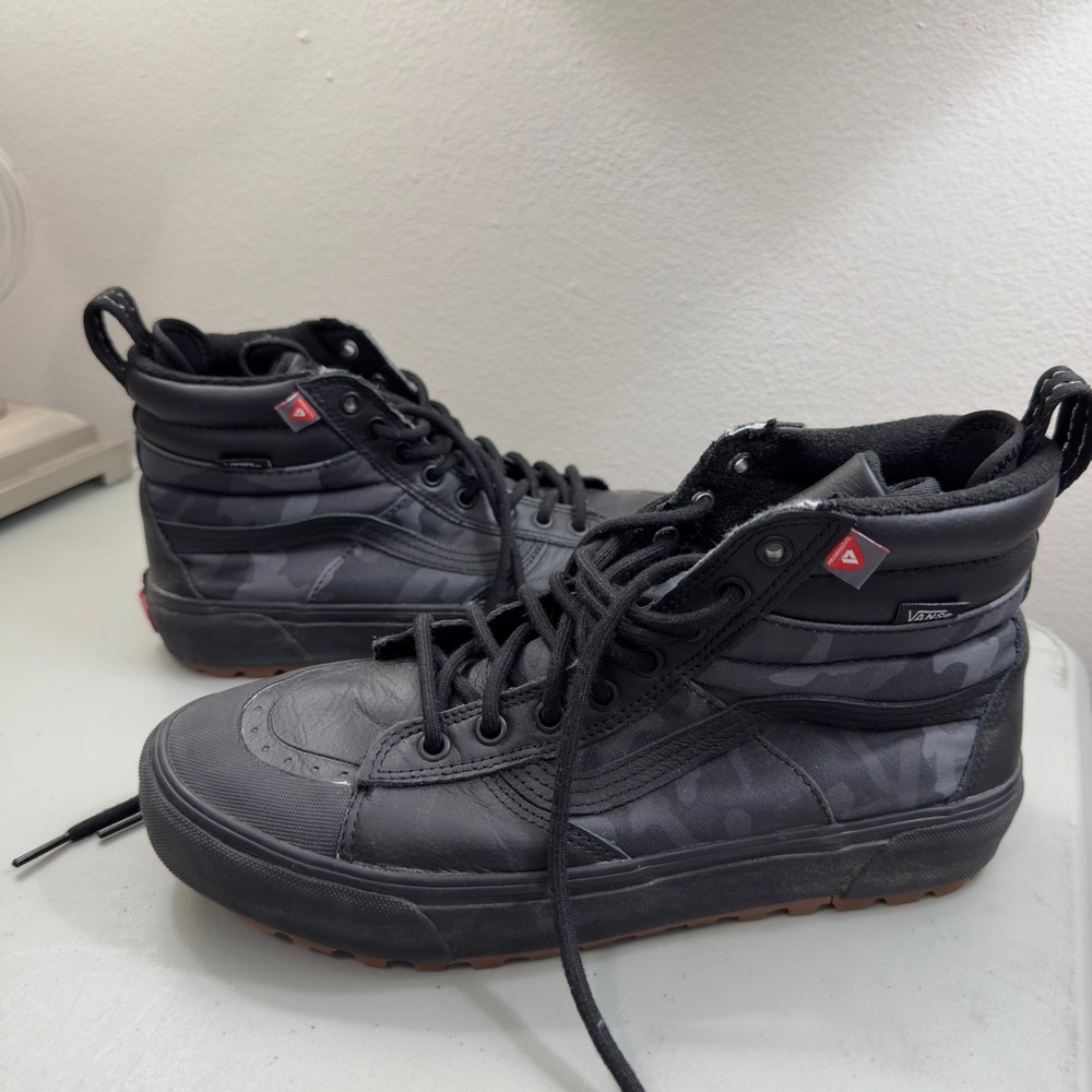 Vans Sk8-Hi MTE-2 Camo Water Repellent Sneakers Black Size 10 Mens